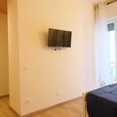Vr - Enry's House דירה ורונה