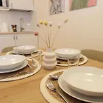 Vr - Enry's House アパート